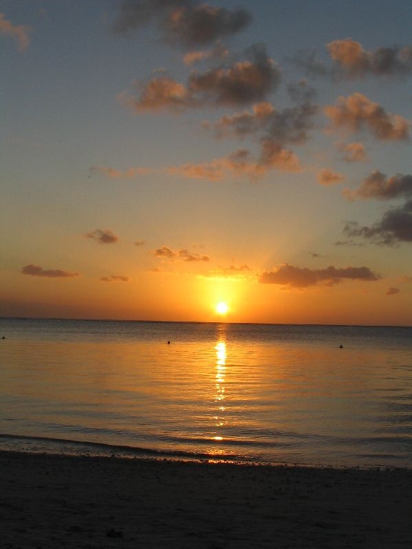 sunset_rays.jpg